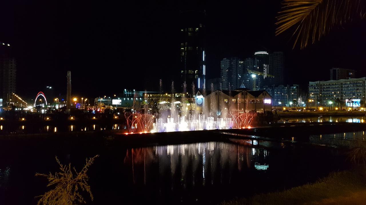 Apt Khimshiashvili 11 Batumi Exterior foto